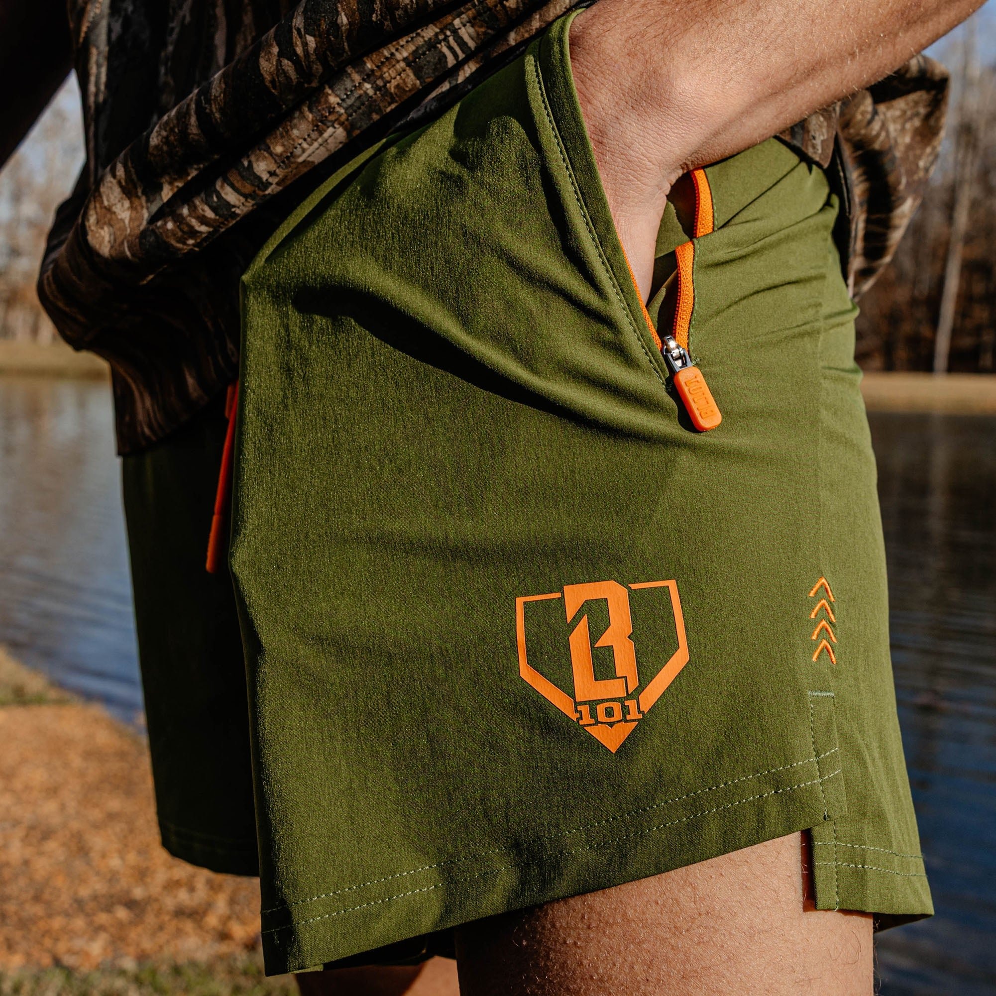 Realtree Pro Series Shorts V2 with Liner - Olive Green/Legacy - Men's 5" Inseam